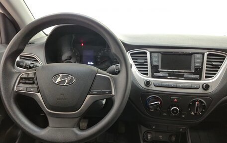Hyundai Solaris II рестайлинг, 2021 год, 1 535 000 рублей, 11 фотография