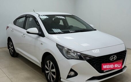 Hyundai Solaris II рестайлинг, 2021 год, 1 535 000 рублей, 3 фотография