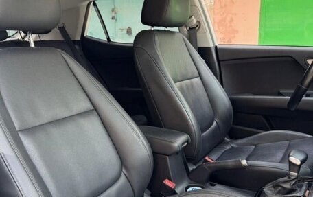 KIA Stonic, 2019 год, 6 фотография
