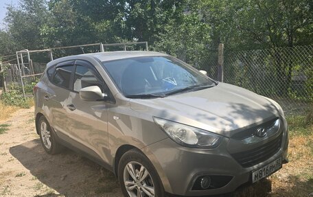 Hyundai ix35 I рестайлинг, 2011 год, 1 100 000 рублей, 2 фотография