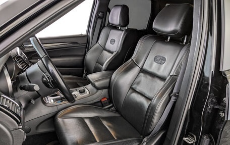 Jeep Grand Cherokee, 2021 год, 5 000 000 рублей, 20 фотография