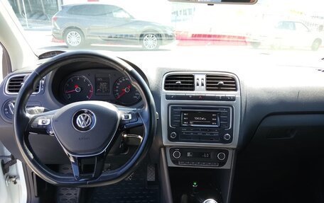 Volkswagen Polo VI (EU Market), 2016 год, 1 100 000 рублей, 8 фотография
