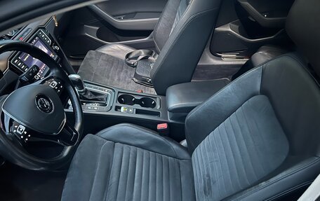Volkswagen Passat B8 рестайлинг, 2016 год, 1 990 000 рублей, 9 фотография