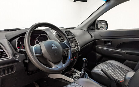 Mitsubishi ASX I рестайлинг, 2013 год, 920 000 рублей, 15 фотография