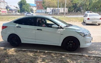 Hyundai Solaris II рестайлинг, 2015 год, 600 000 рублей, 1 фотография