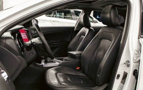 KIA K5 I рестайлинг, 2011 год, 1 295 000 рублей, 11 фотография