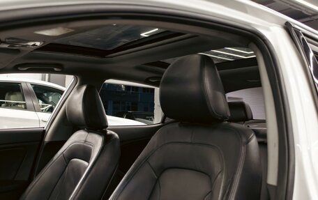 KIA K5 I рестайлинг, 2011 год, 1 295 000 рублей, 16 фотография