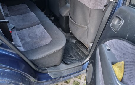 Mitsubishi Outlander III рестайлинг 3, 2003 год, 350 000 рублей, 6 фотография