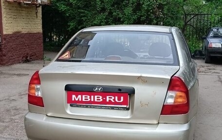 Hyundai Accent II, 2004 год, 212 000 рублей, 2 фотография