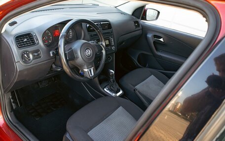 Volkswagen Polo VI (EU Market), 2012 год, 825 000 рублей, 13 фотография