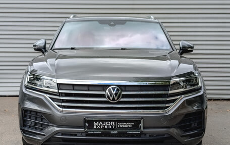 Volkswagen Touareg III, 2021 год, 6 350 000 рублей, 2 фотография