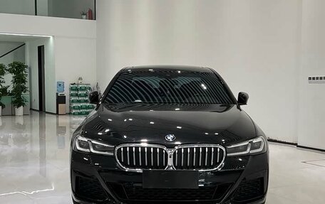 BMW 5 серия, 2022 год, 4 350 000 рублей, 2 фотография