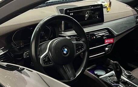 BMW 5 серия, 2022 год, 4 350 000 рублей, 6 фотография