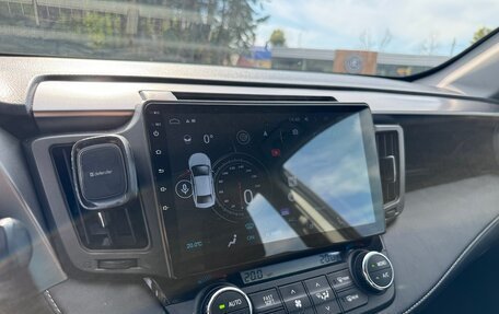 Toyota RAV4, 2016 год, 2 300 000 рублей, 16 фотография