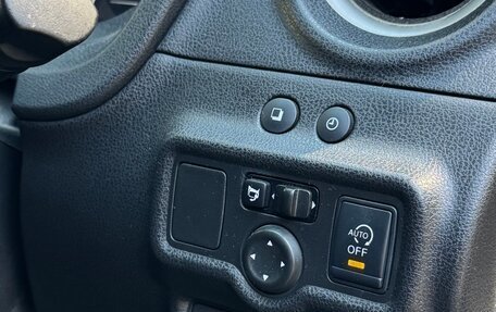 Nissan Note II рестайлинг, 2013 год, 815 000 рублей, 17 фотография