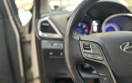 Hyundai Santa Fe III рестайлинг, 2013 год, 1 890 000 рублей, 24 фотография