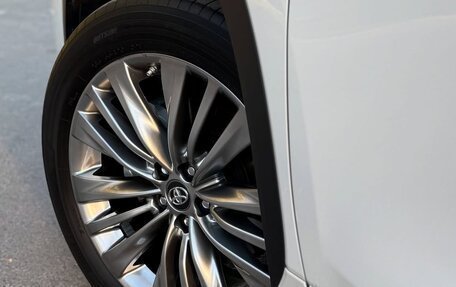Toyota Highlander, 2022 год, 4 290 000 рублей, 3 фотография