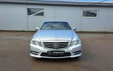 Mercedes-Benz E-Класс, 2012 год, 1 450 000 рублей, 2 фотография