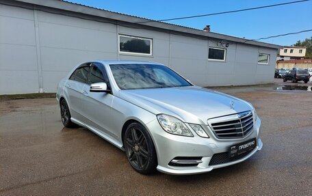 Mercedes-Benz E-Класс, 2012 год, 1 450 000 рублей, 3 фотография