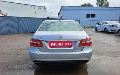 Mercedes-Benz E-Класс, 2012 год, 1 450 000 рублей, 7 фотография