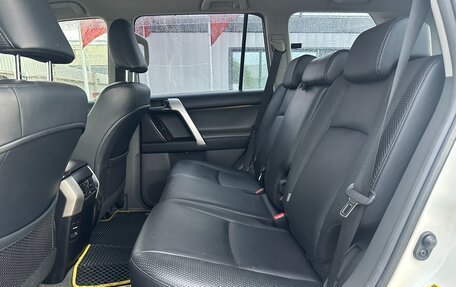 Toyota Land Cruiser Prado 150 рестайлинг 2, 2010 год, 2 699 000 рублей, 20 фотография
