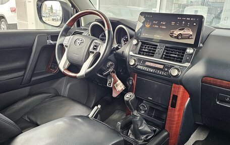Toyota Land Cruiser Prado 150 рестайлинг 2, 2012 год, 2 659 000 рублей, 5 фотография