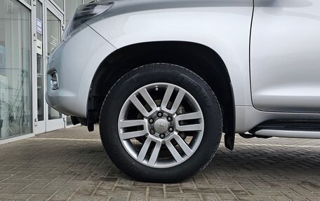 Toyota Land Cruiser Prado 150 рестайлинг 2, 2012 год, 2 659 000 рублей, 11 фотография