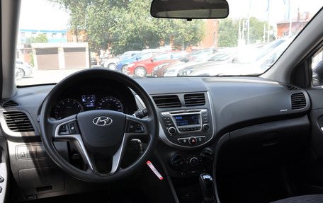 Hyundai Solaris II рестайлинг, 2015 год, 1 149 000 рублей, 16 фотография