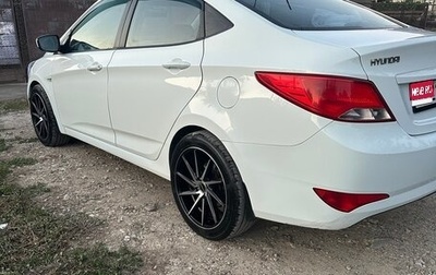 Hyundai Solaris II рестайлинг, 2015 год, 950 000 рублей, 1 фотография