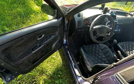 Mitsubishi Carisma I, 2002 год, 285 000 рублей, 12 фотография