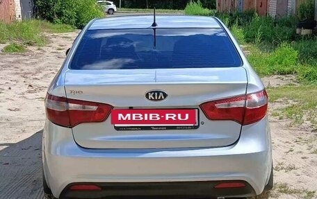 KIA Rio III рестайлинг, 2013 год, 730 000 рублей, 4 фотография