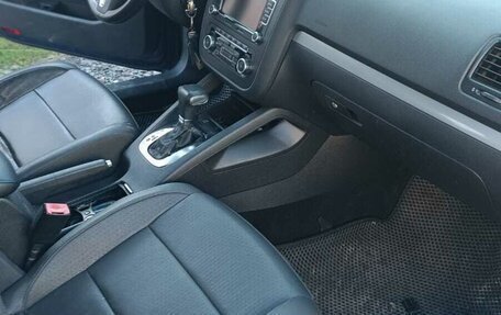 Volkswagen Jetta VI, 2010 год, 370 000 рублей, 3 фотография