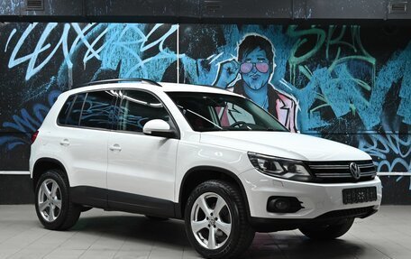 Volkswagen Tiguan I, 2015 год, 1 295 000 рублей, 2 фотография