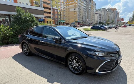 Toyota Camry, 2022 год, 2 750 000 рублей, 2 фотография