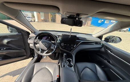 Toyota Camry, 2022 год, 2 750 000 рублей, 19 фотография