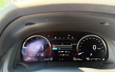 Toyota Camry, 2022 год, 2 750 000 рублей, 23 фотография