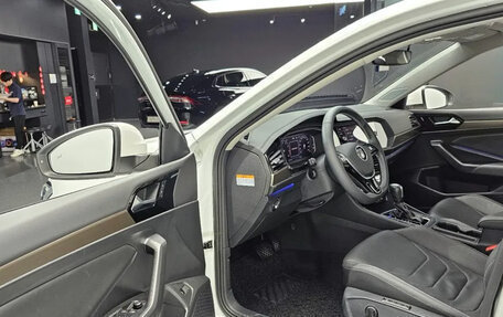 Volkswagen Jetta VII, 2021 год, 2 100 000 рублей, 10 фотография