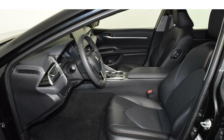 Toyota Camry, 2023 год, 3 990 000 рублей, 16 фотография