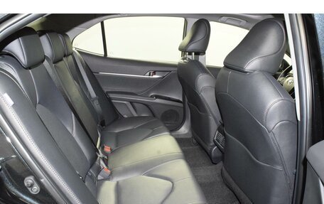 Toyota Camry, 2023 год, 3 990 000 рублей, 20 фотография
