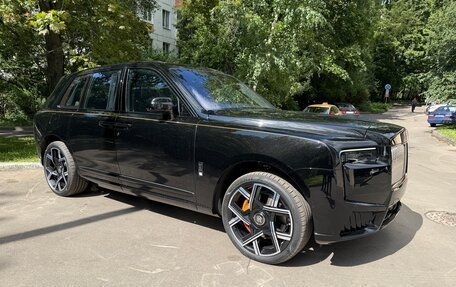 Rolls-Royce Cullinan, 2025 год, 76 000 000 рублей, 2 фотография