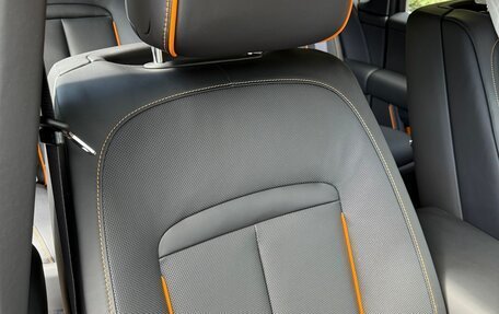 Rolls-Royce Cullinan, 2025 год, 76 000 000 рублей, 11 фотография