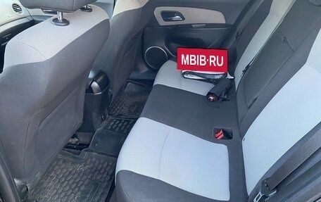Chevrolet Cruze II, 2012 год, 800 000 рублей, 10 фотография
