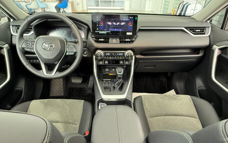 Toyota RAV4, 2025 год, 3 799 000 рублей, 12 фотография
