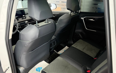Toyota RAV4, 2025 год, 3 799 000 рублей, 16 фотография