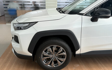 Toyota RAV4, 2025 год, 3 799 000 рублей, 19 фотография