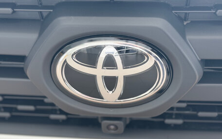 Toyota RAV4, 2025 год, 3 799 000 рублей, 26 фотография