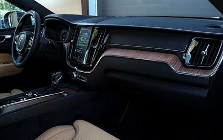 Volvo XC60 II, 2018 год, 4 400 000 рублей, 9 фотография