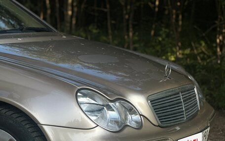 Mercedes-Benz C-Класс, 2004 год, 450 000 рублей, 5 фотография