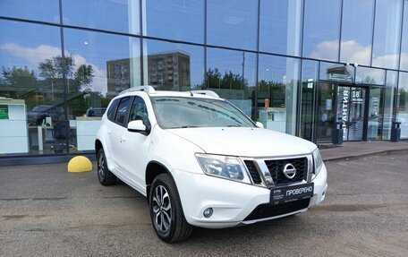 Nissan Terrano III, 2015 год, 949 800 рублей, 3 фотография