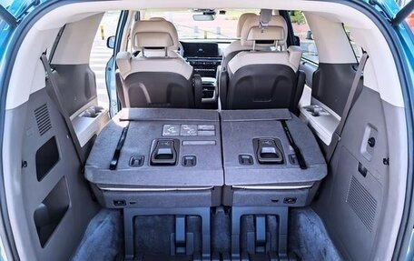 KIA Carnival, 2022 год, 3 160 000 рублей, 21 фотография